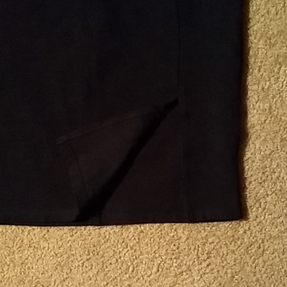 Cute pencil skirt - Picture 3 of 4